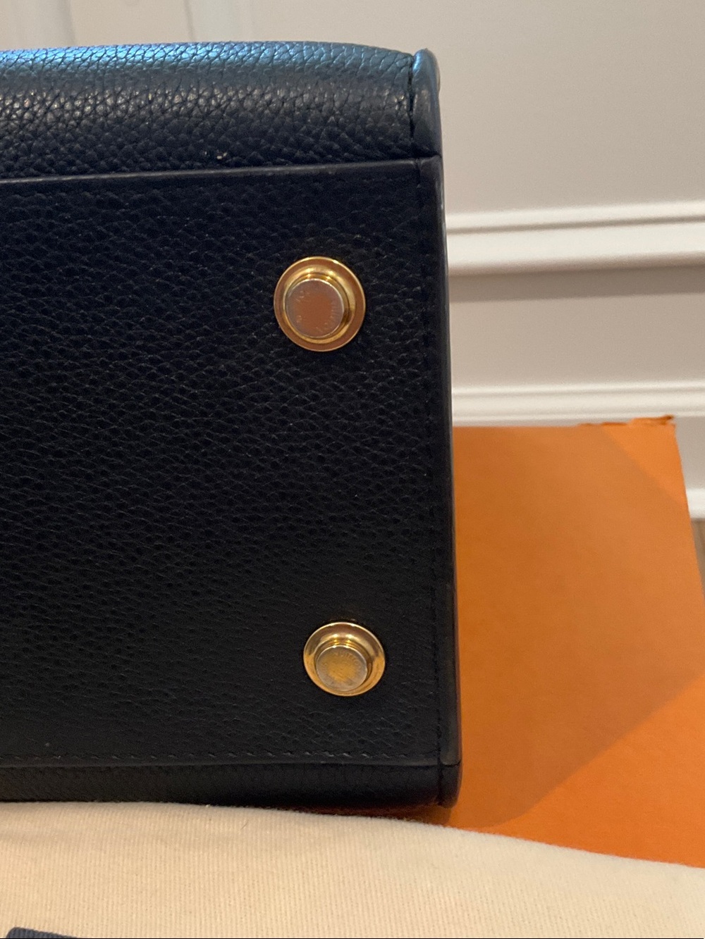 Louis Vuitton Black leather City Steamer MM Gold Hardware - Picture 9 of 13